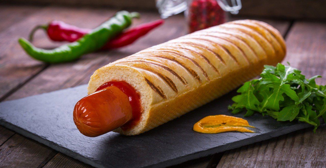 Хот дог Французский с куриной сосиской
